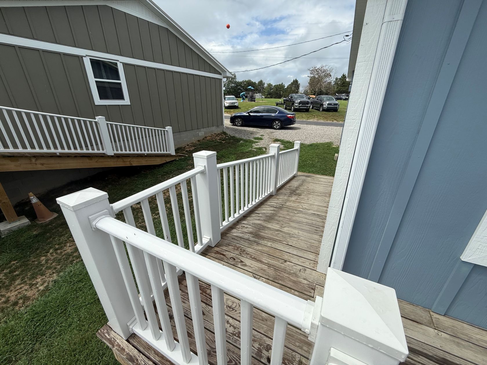 Cabin 2 Back Porch Ramp