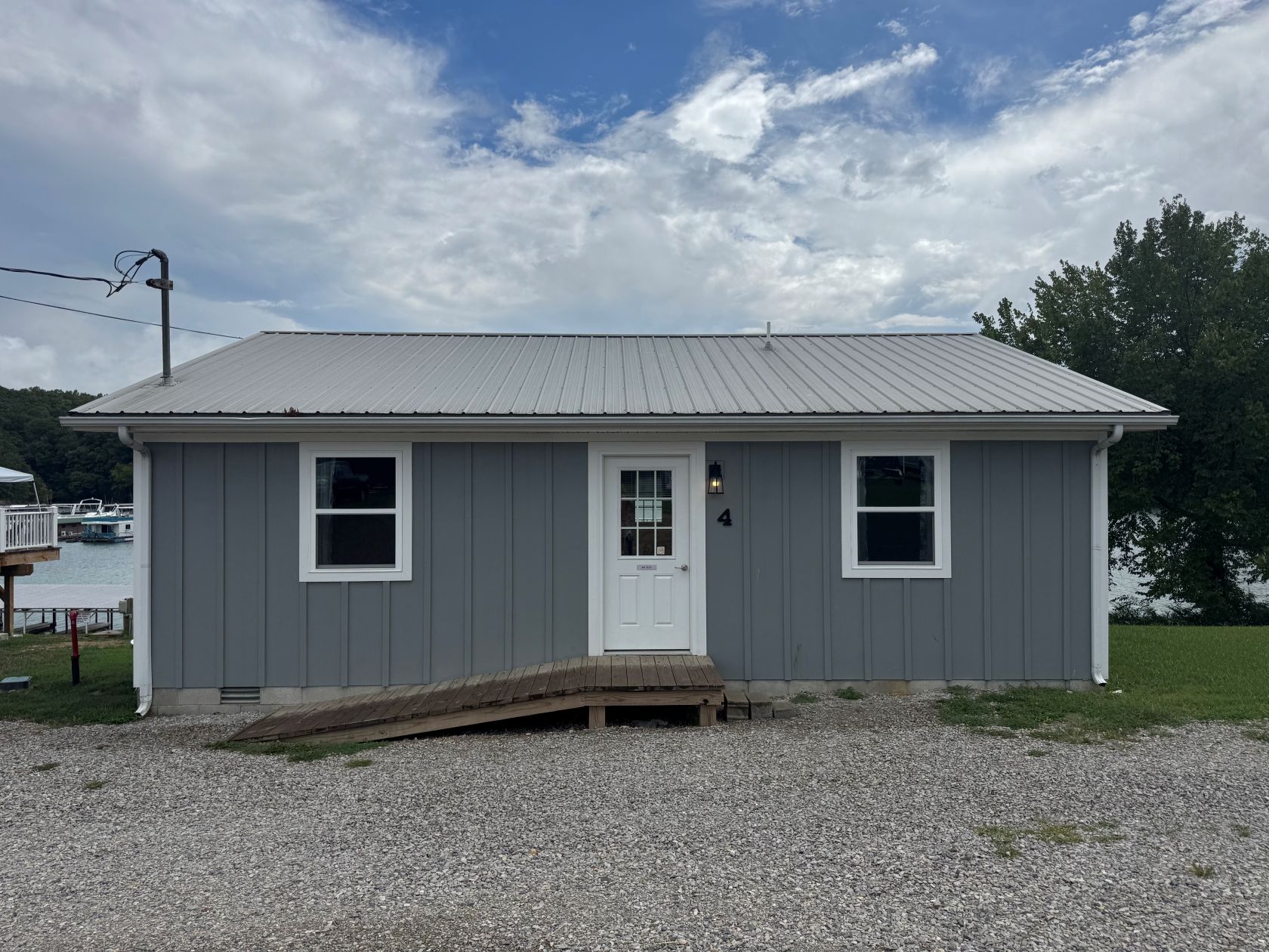 Cabin 4 Front