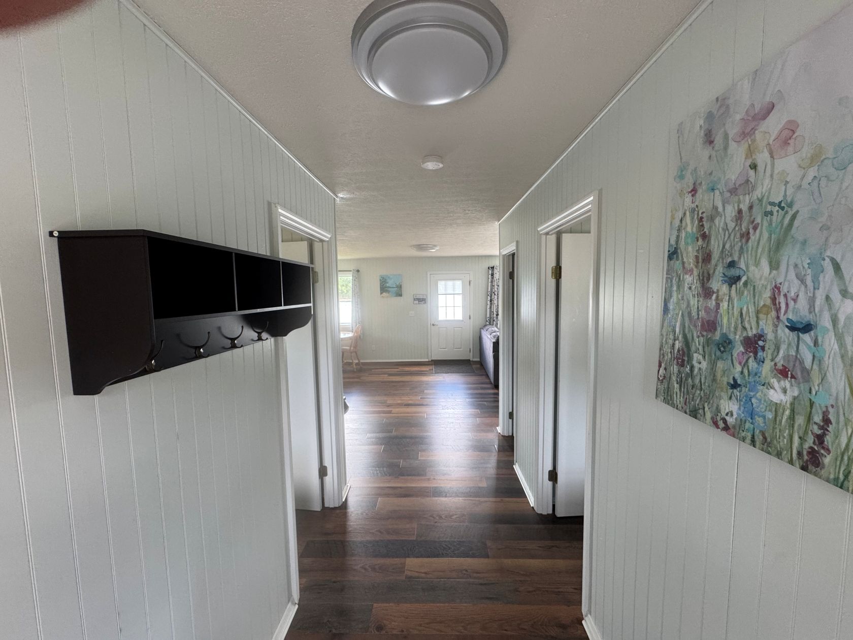 Cabin 4 Hall