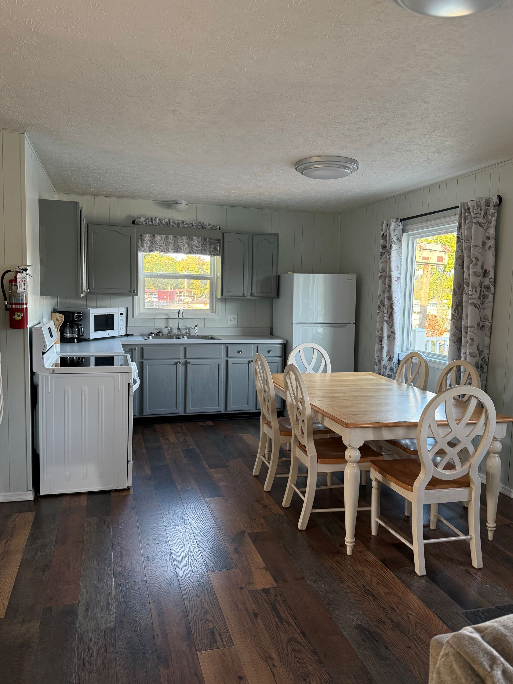 Cabin 1 Kitchen
