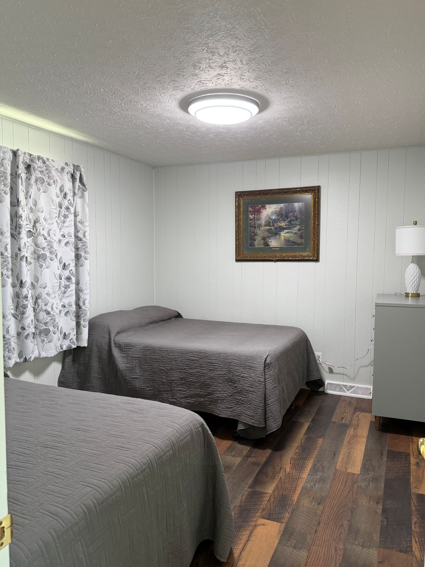 Cabin 1 Bedroom 1