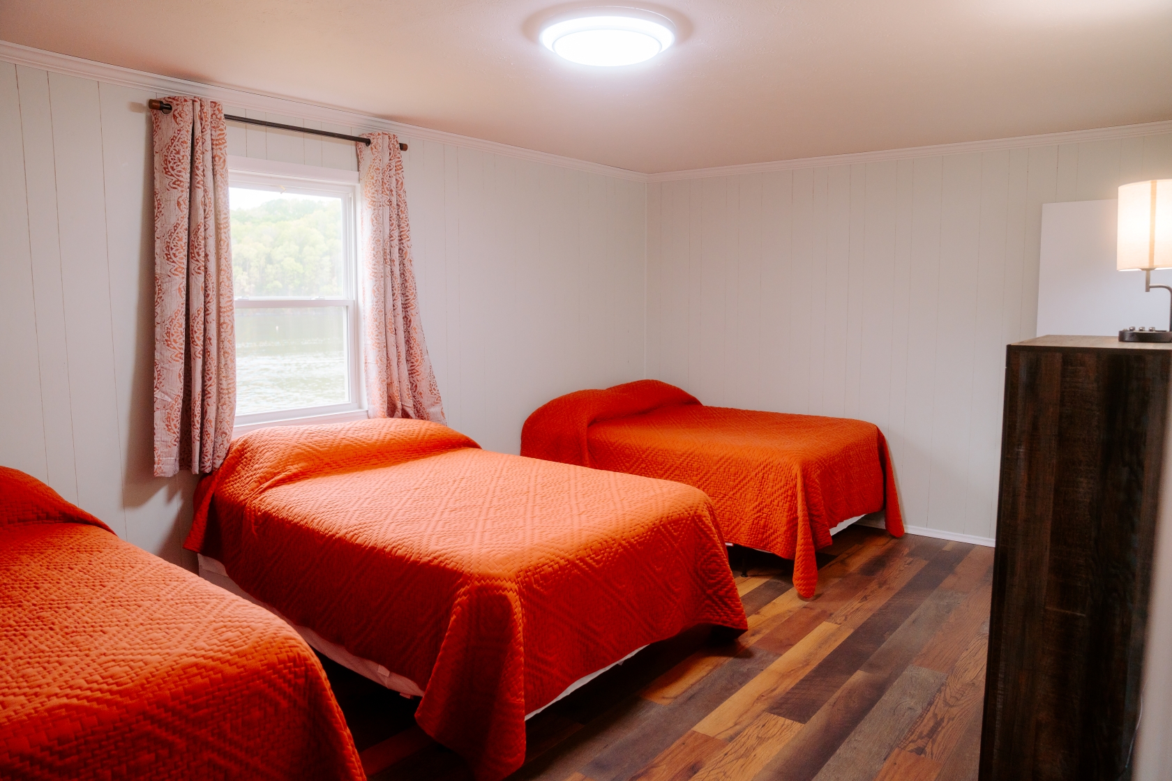 2025_WGR_Cabin_3B_Bedroom
