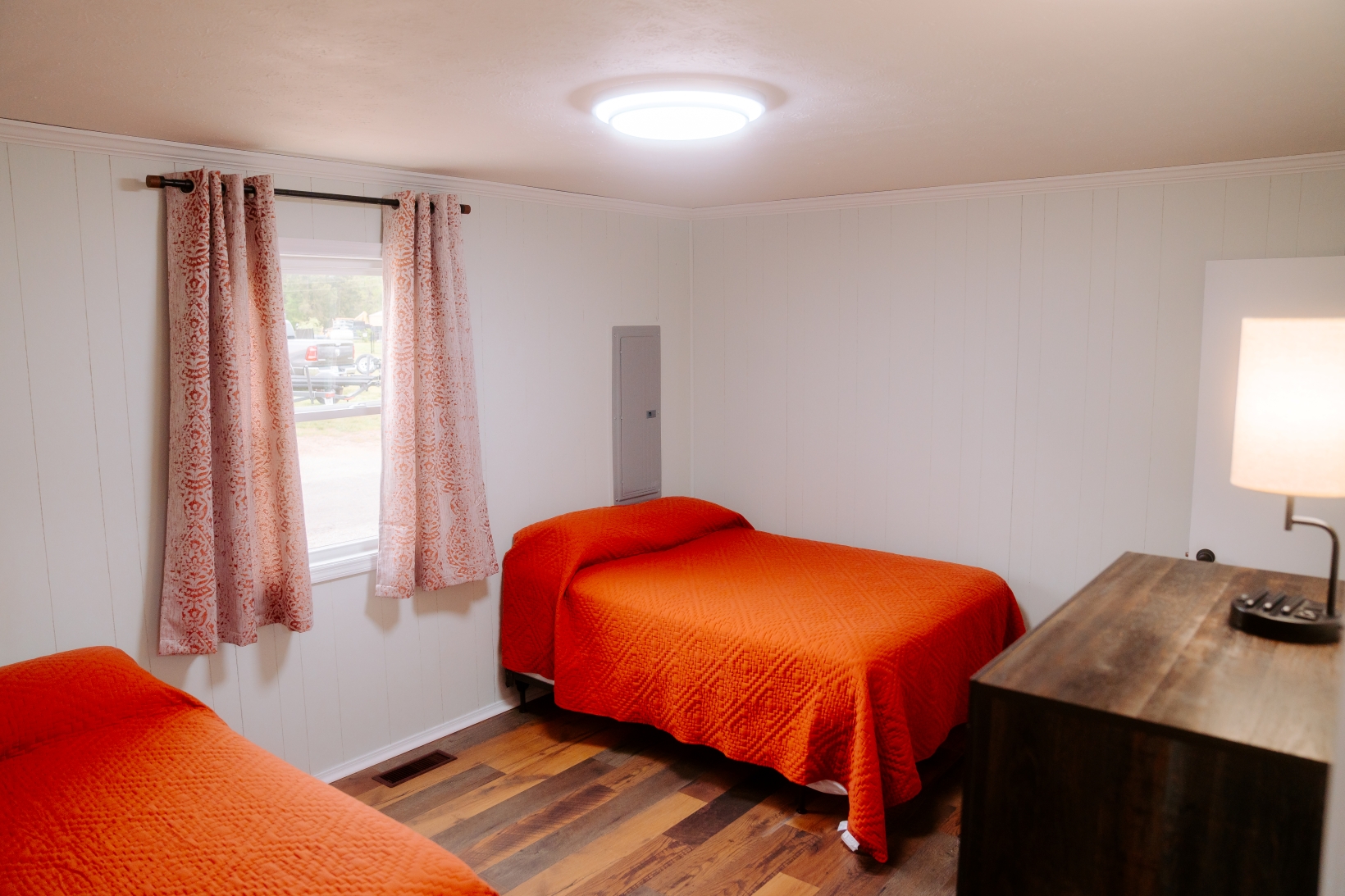 2025_WGR_Cabin_3B_Bedroom