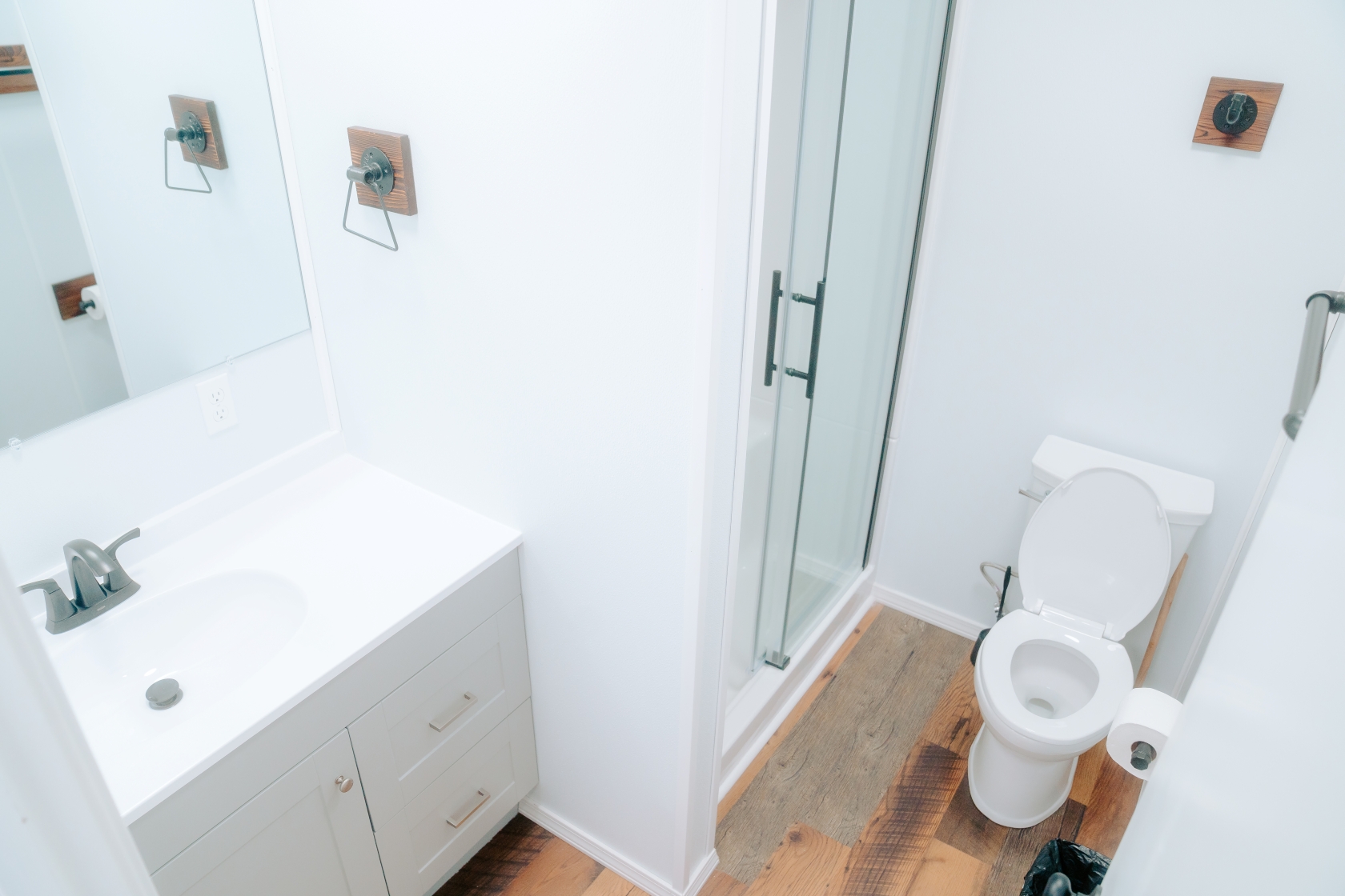 2025_WGR_Cabin_3B_Bathroom